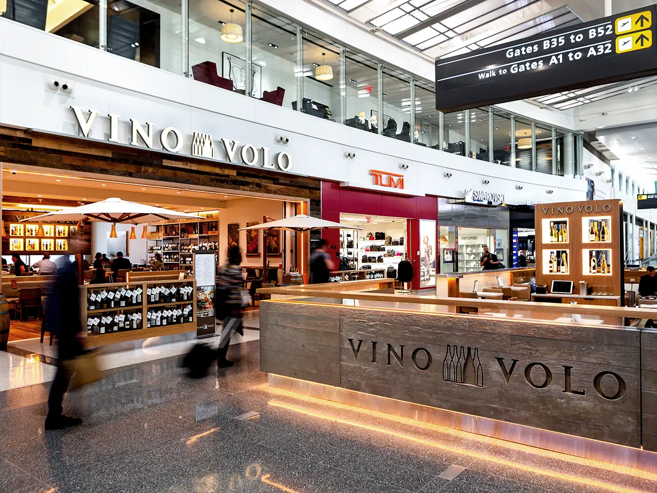 Vino Volo at Washington Dulles International Airport (View from side)